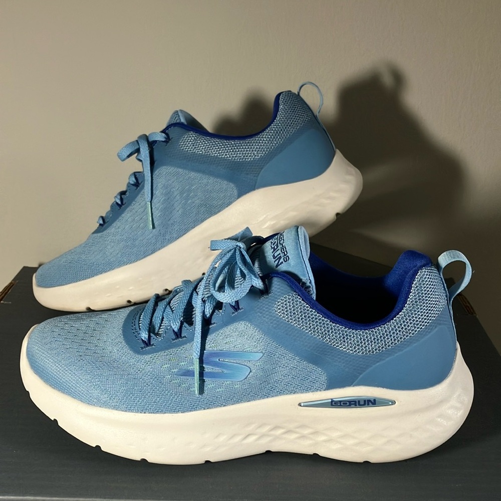 Skechers Go Run Blue Athletic Shoes Size 8M